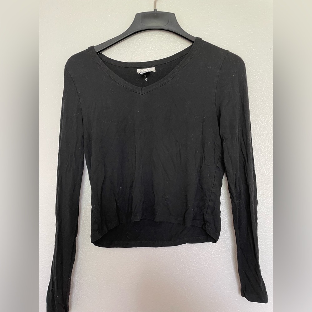 Black and White Cropped Long Sleeve